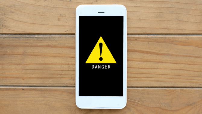 スマホが乗っ取られる原因は？