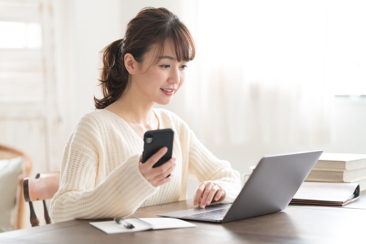 快適にインターネットを利用するための通信速度の目安は？