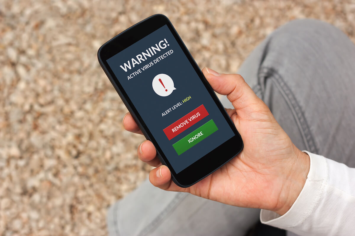 格安SIM/格安スマホ【LINEMO】公式サイト｜スマホがウイルスに感染したらどうすれば良い？症状・対策を紹介｜スマホガイド